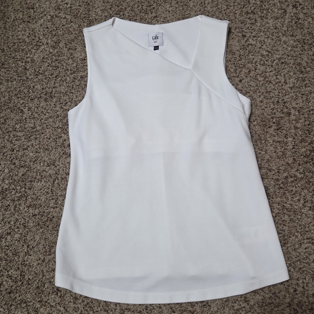 Cabi White Asymmetrical Neck Blouse Size XXS Built In Bra